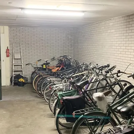 Center Close To Station Apartamento Alkmaar